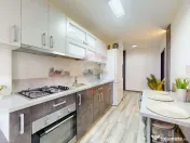 Apartament 3 camere, 2 băi, 2 parcări de vânzare zona ... 