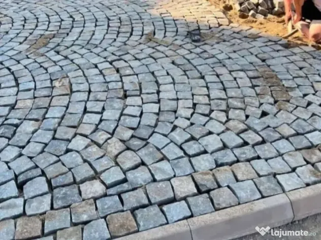 Piatra cubică andezit