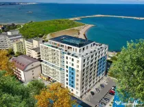 Apartament 3 Camere, 2 Bai, Terasa, Parcare, Mobilat, Utilat, Pe Plaja, Faleza Nord, 2025
