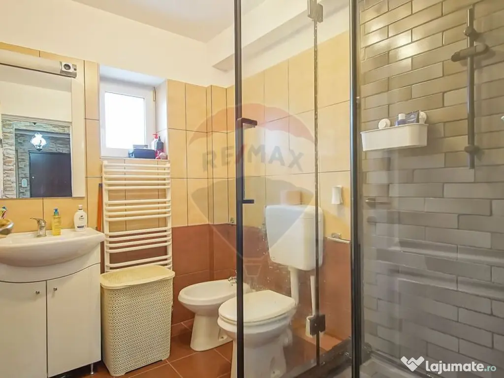 COMISION 0 | Ap 3 camere decomandat | Mobilat Utilat | Triaj