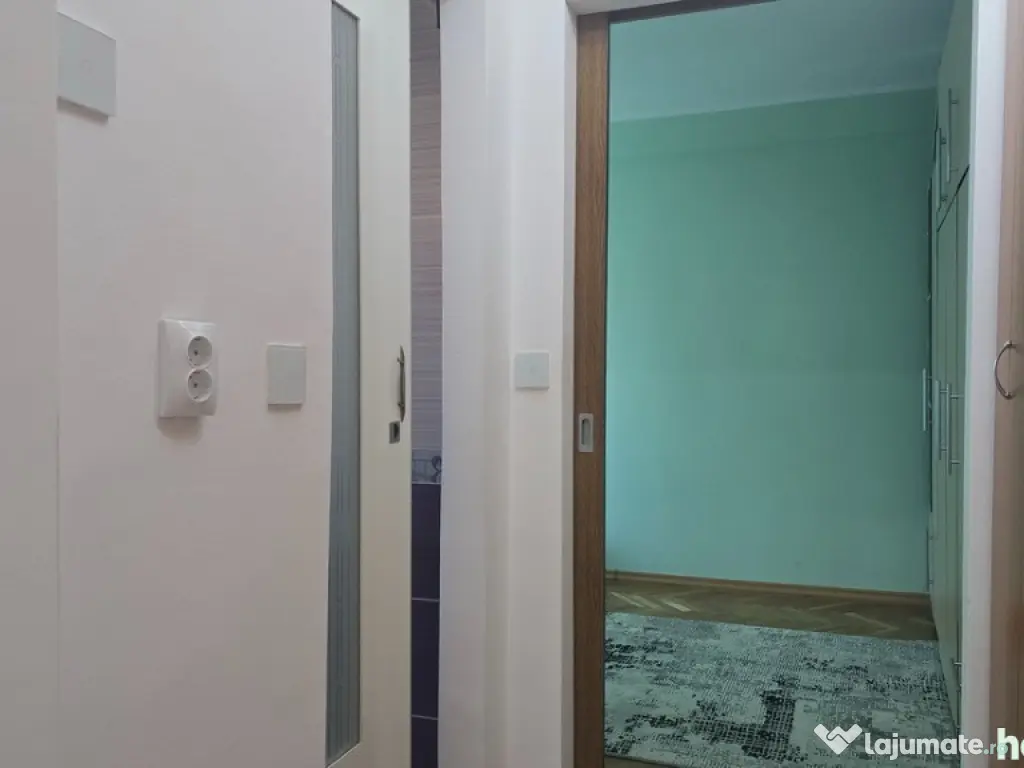 Apartament 3 camere in Deva, zona Piata- Kogalniceanu, et 1