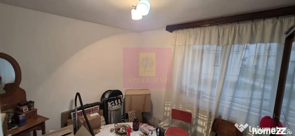 Apartament cu 3 camere de vanzare in Campina - Campina (Prahova)