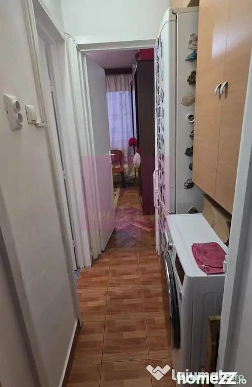 Apartament cu 3 camere de vanzare in Campina - Campina (Prahova)