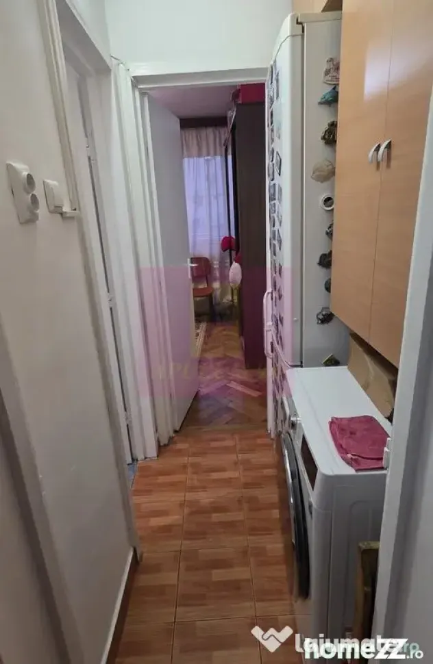 Apartament cu 3 camere de vanzare in Campina - Campina (Prahova)