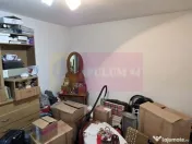 Apartament cu 3 camere de vanzare in Campina 