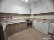 Apartament 3 Camere Zona Coresi 