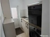 Garsoniera la casa Schei renovata cu curte Petfriendly 