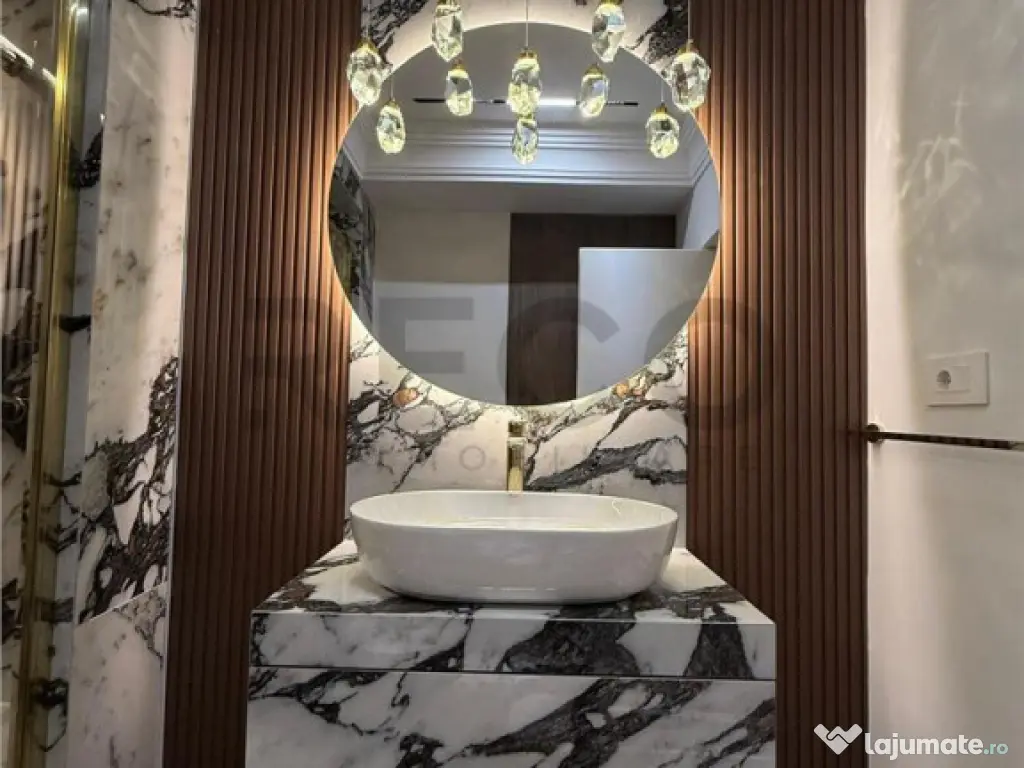 Apartament cu 3 camere ultralux, 83 mp, NOU, zona centrala