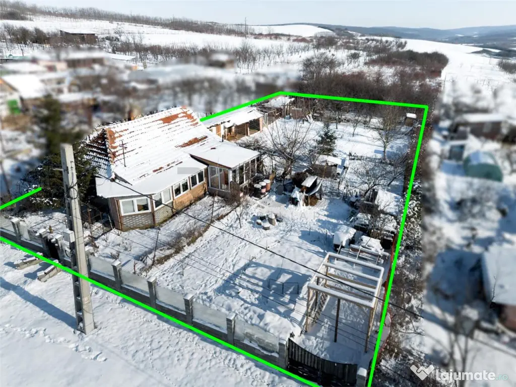 RECO . Casa in Cetariu cu teren generos 1600mp