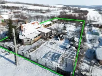 RECO . Casa in Cetariu cu teren generos 1600mp