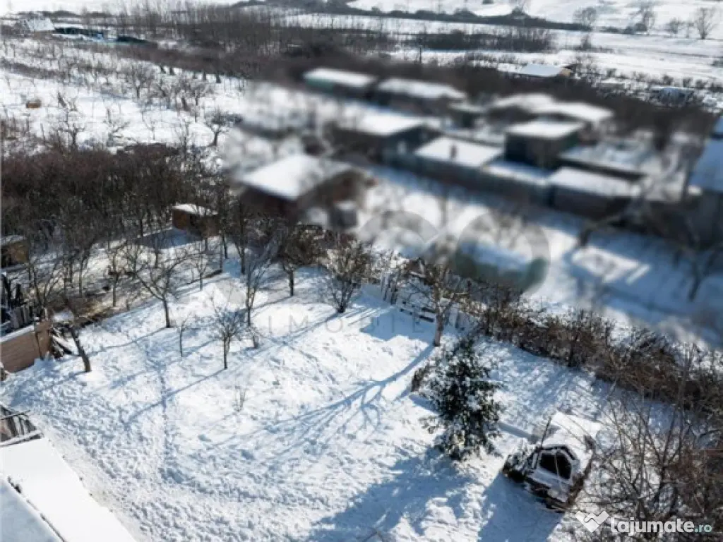 RECO . Casa in Cetariu cu teren generos 1600mp