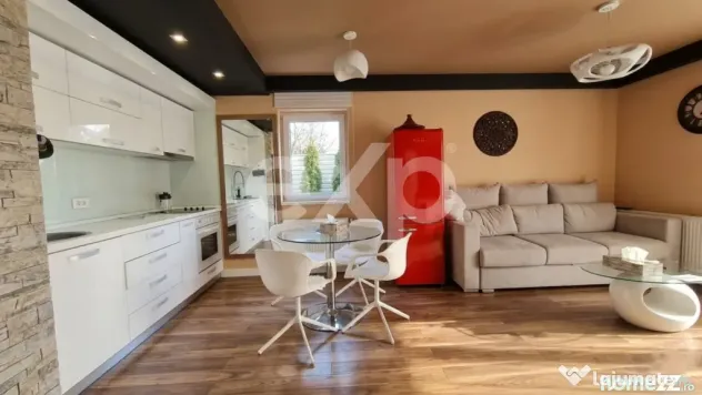 ÎNCHIRIERE | 2 camere cu curte proprie 108 mp – alternati