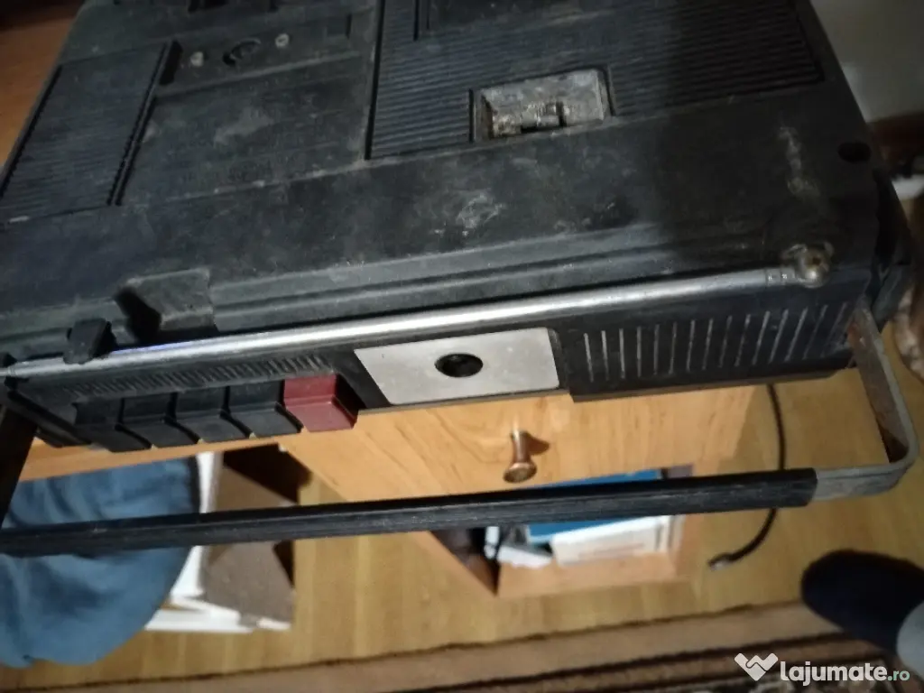 Radio casetofon Sanyo M2402 piese