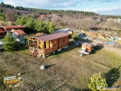 Teren intravilan 520 mp cu casuta din lemn,zona linistita,ap 