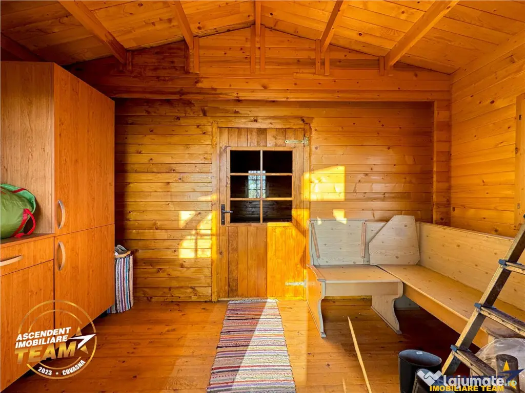 Teren intravilan 520 mp cu casuta din lemn,zona linistita,ap