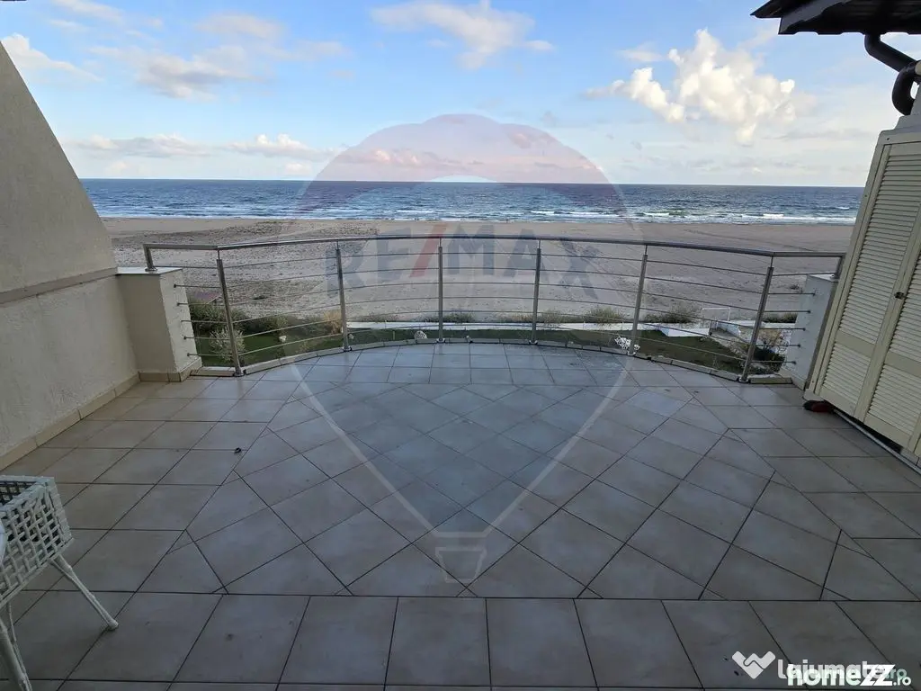 DE VANZARE Apartament cu 4 camere în Mamaia Nord