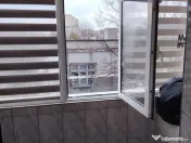 Tomis 1, apartament cu doua camere decomandate. 