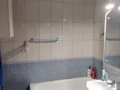 Tomis 1, apartament cu doua camere decomandate. 