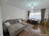 Casa pe 2 nivele 4 camere decomadate 2 bai zona Arhitectilor
