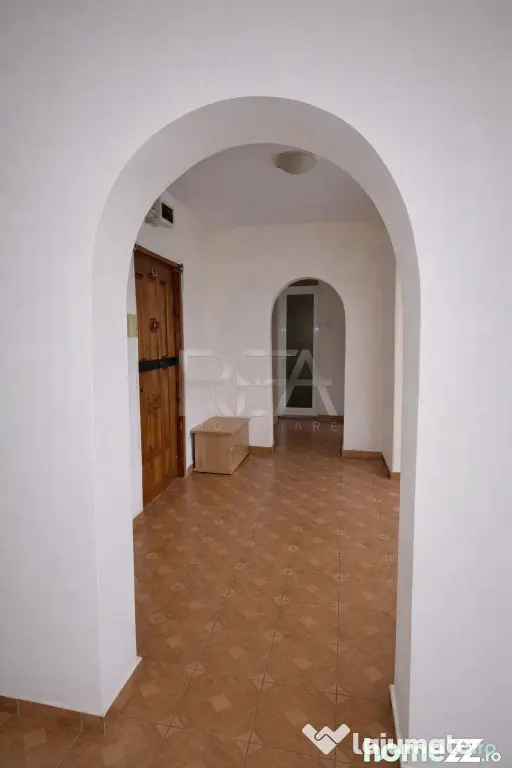 3 camere Pantelimon, et. 2, an 1980, 70 mp, boxă - Bucuresti (Bucuresti-Ilfov)