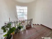 2 camere - centrala termica - et 3 mansarda - Vasile Lucac 