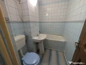 Apartament langa CORA , grădiniță, etaj 2 