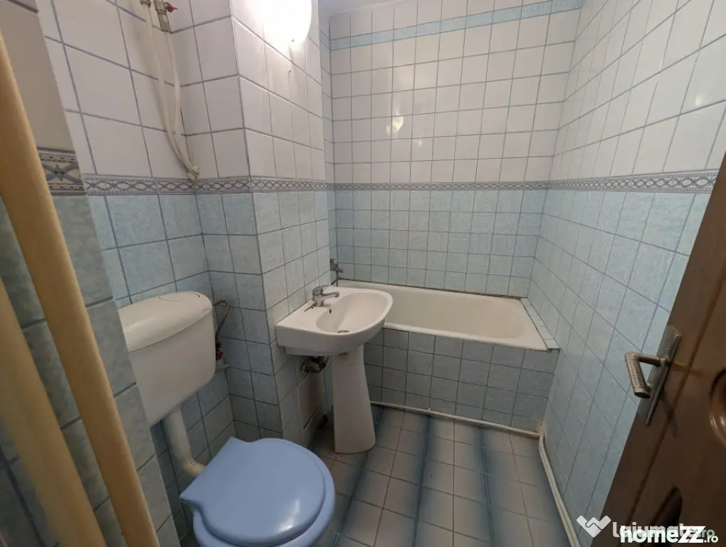 Apartament langa CORA , grădiniță, etaj 2 - Bacau (Bacau)