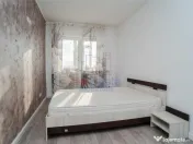 Apartament cu 3 camere in zona centrala 