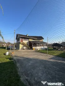 Vilă premium Tăuții de Sus, 250 mp, teren 14 ari, tenis &