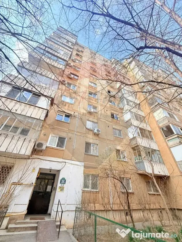 Garsonieră spațioasă de vânzare | Locație excelentă...