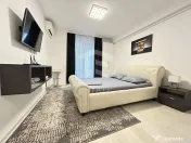 2 Studiouri în 1 | Mamaia | Club Crazy | Vedere frontal?... 