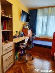 Apartament 3 camere de vanzare | Astra | Etaj 2/4 | Loc de p 