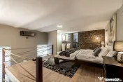 90 mp, două niveluri, complet mobilat și ultracentral, ...