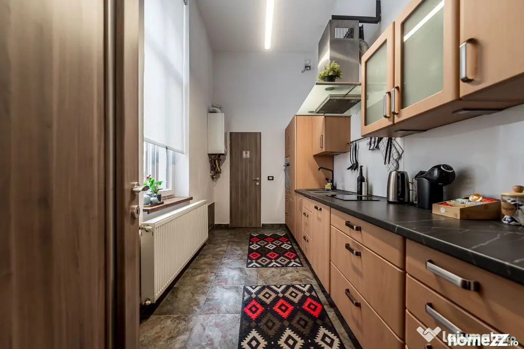 Loft ultracentral 90 mp | 2 niveluri | mobilat complet - Arad (Arad)