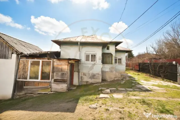 Casa+teren 742mp in Stefanesti, Arges.