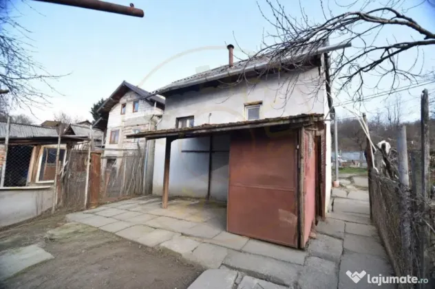 Casa+teren 742mp in Stefanesti, Arges.