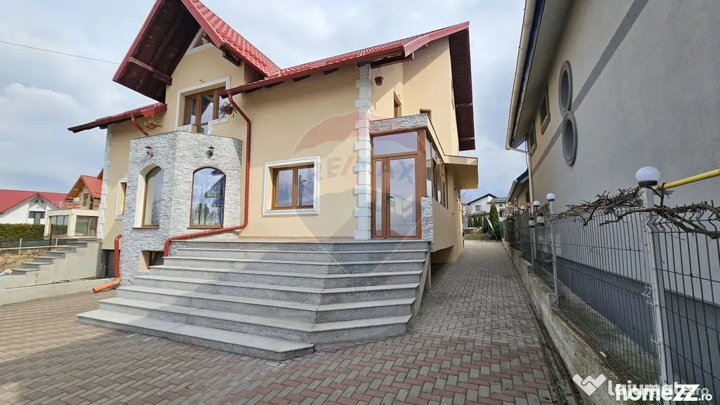 Casă / Vilă cu 6 camere, Sfantu Ilie, Suceava