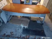 Vand birou directorial mare, solid, stare buna 