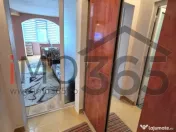 Garsoniera Craiovei Et.3 mobilat vedere strada 