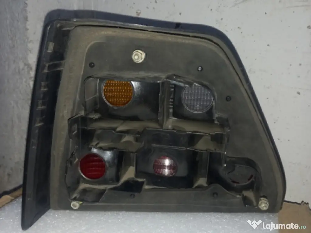 Stopuri spate vw golf 2