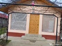 Vând casă și teren in Comuna Chiselet
