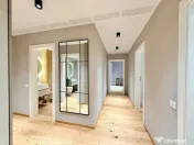 Apartament de 3 camere Urban Plaza 