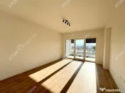 Apartament cu 3 camere 2 bai la alb loc privat de parcare in 