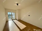 Apartament cu 3 camere 2 bai la alb loc privat de parcare in 