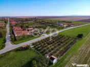 Teren cu livadă de vânzare – Sârbova, poziție excelent