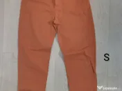 Îmbrăcăminte pentru femei 