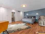 FILM 3D! Vila high tech, cu semineu, jacuzzi, terasa, 10 cam 