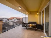 3D Film! Decomandat, etaj2, terasa, parcare, Central, Brasov 