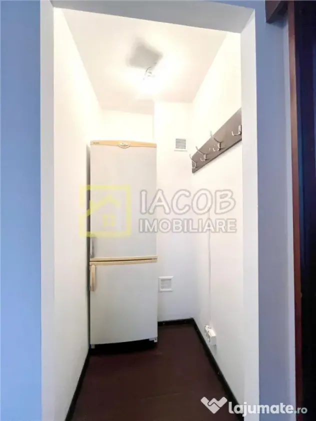 Apartament 3 camere decomandate, strada Martir Horia, Bacau
