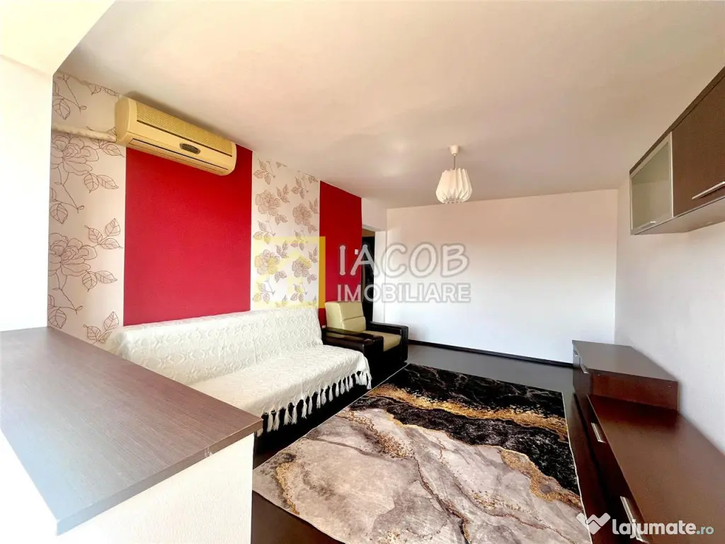 Apartament 3 camere decomandate, strada Martir Horia, Bacau